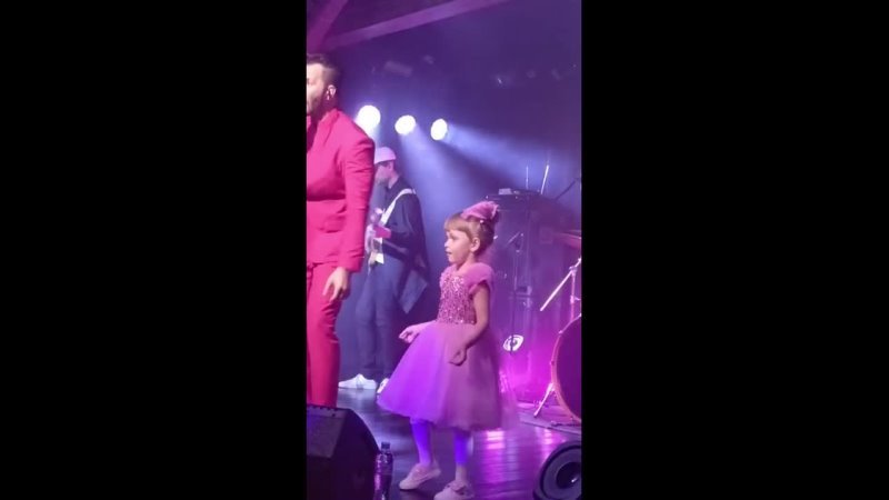 Видео постер