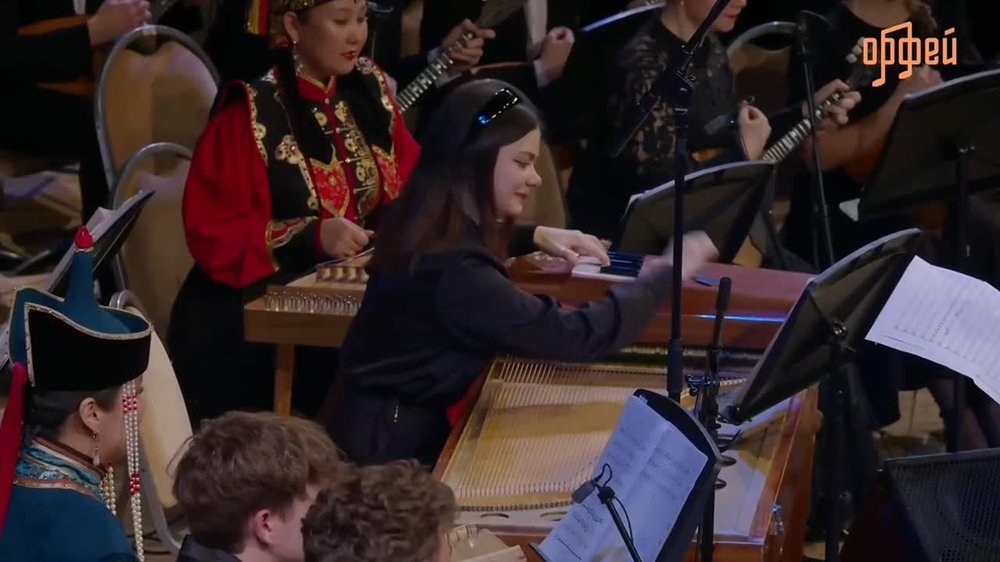 Видео постер